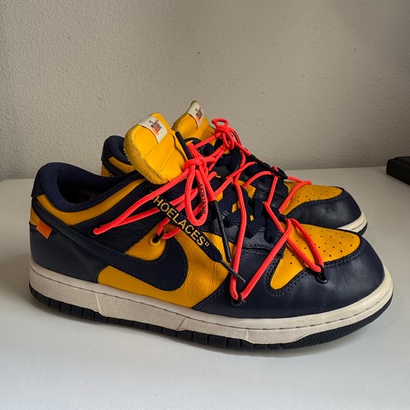 dunk low off white university gold